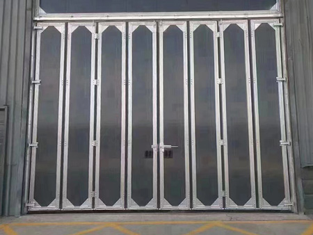 工業(yè)折疊門施工公司